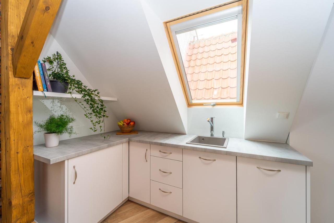 Be In Gdansk Apartments - Old Town - Boutique Studios Ogarna Exterior photo
